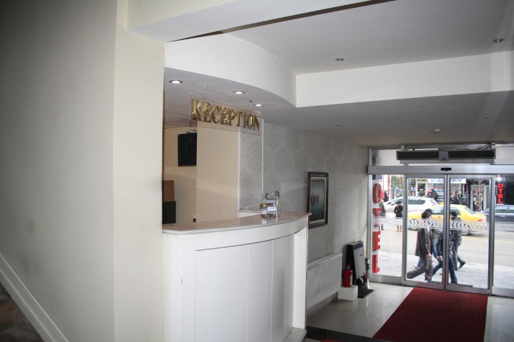 Esadas Hotel Erzurum ภายนอก รูปภาพ